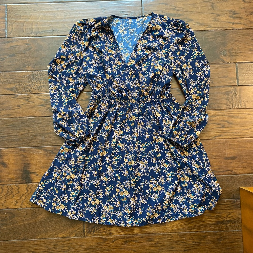 Long Sleeve Ditsy Floral Peasant  Mini Dress